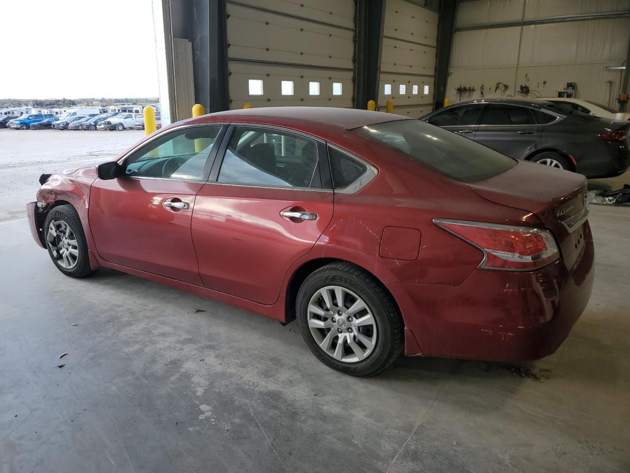 2014 Nissan Altima 2.5 - Фото 2