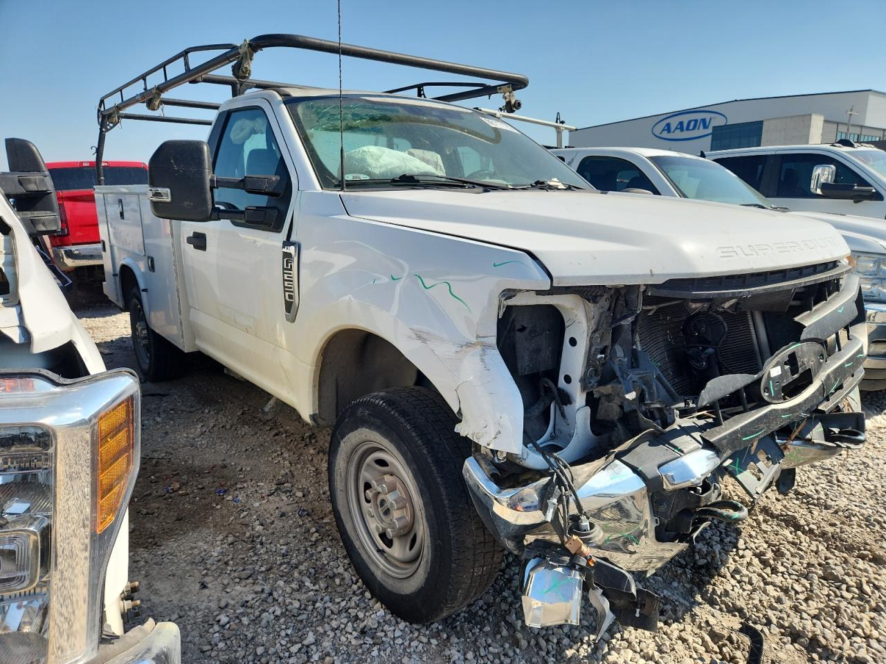2022 Ford F250 Super Duty - Фото 4