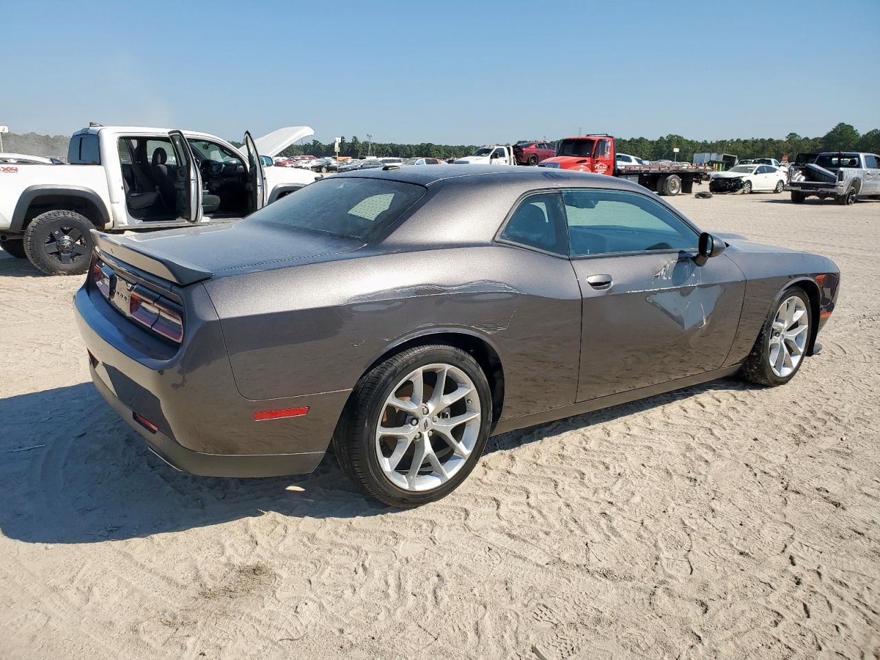 2023 Dodge Challenger Gt - Фото 3