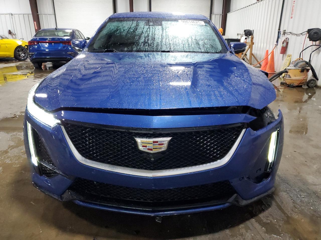 2020 Cadillac Ct5 Premium Luxury - Image 5