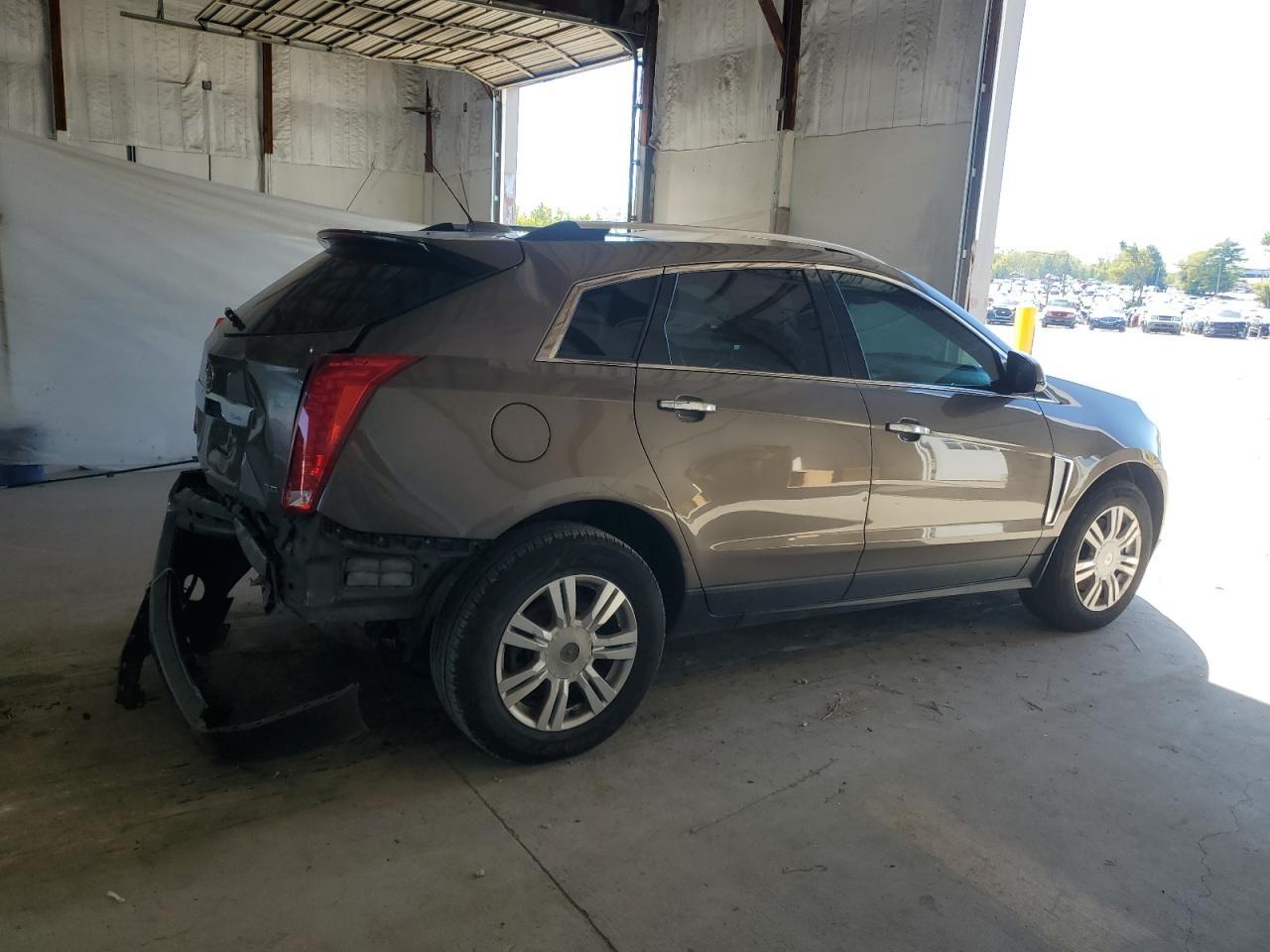 2016 Cadillac Srx Luxury Collection - Image 3