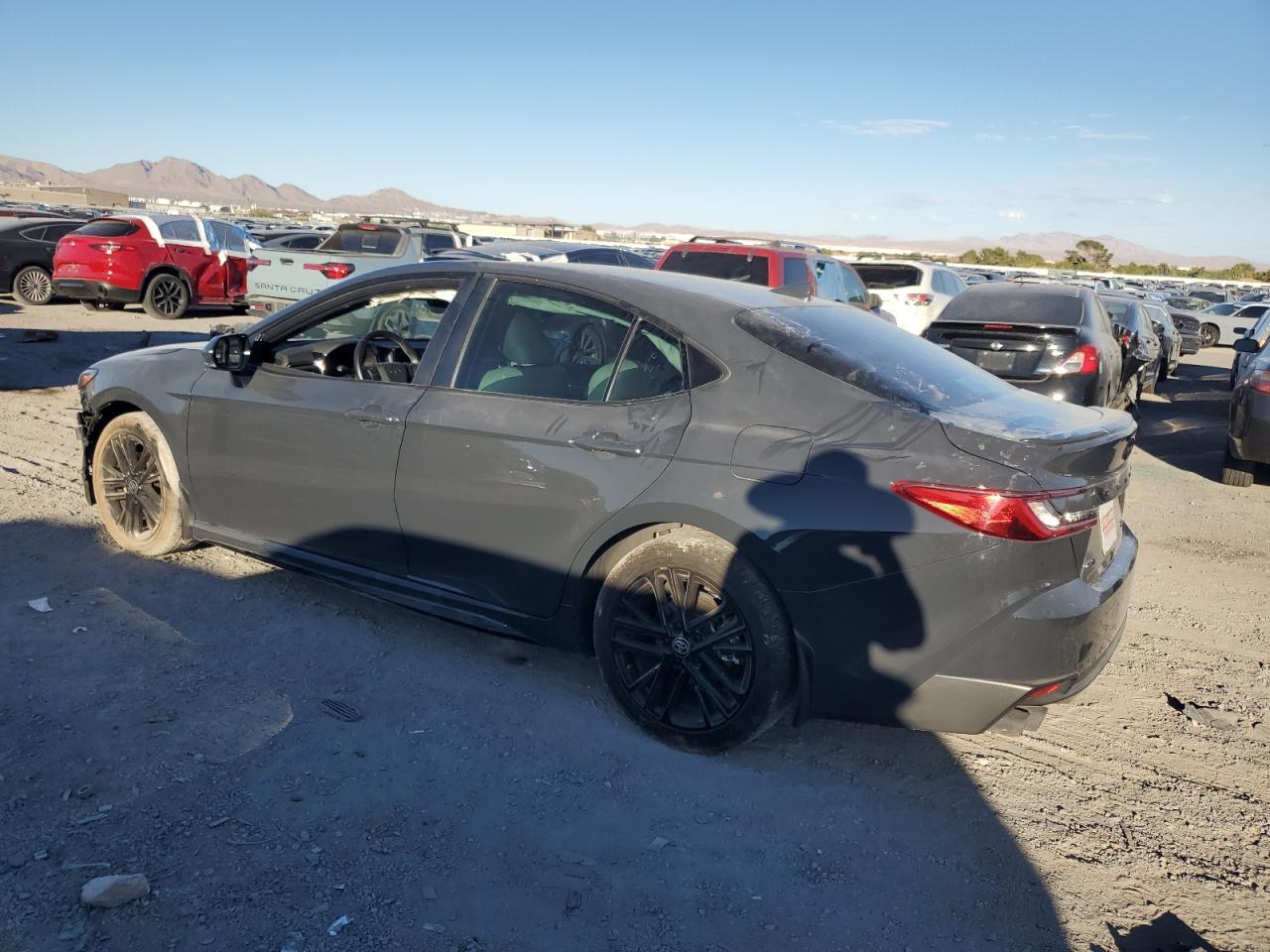 2025 Toyota Camry Xse - Фото 2