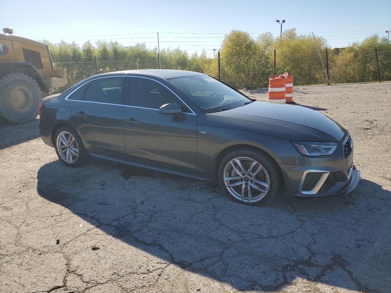 2020 Audi A4 Premium - Фото 4