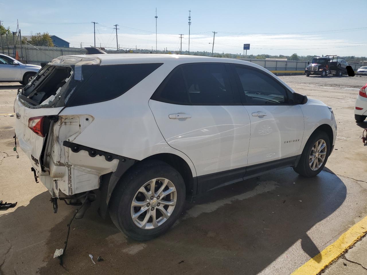 2018 Chevrolet Equinox Ls - Фото 3