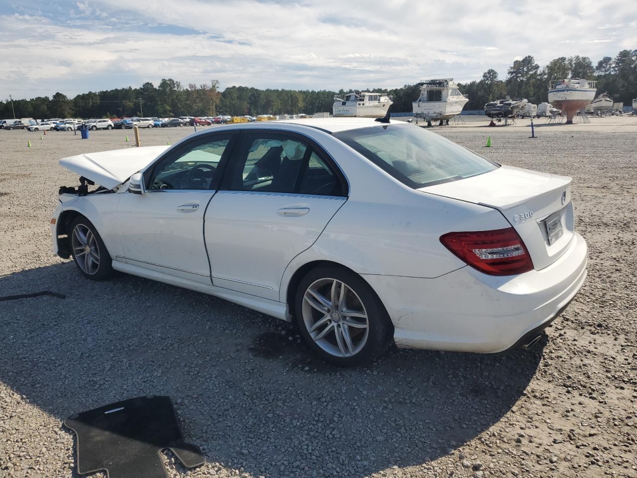 2014 Mercedes-Benz C 300 4Matic - Image 2