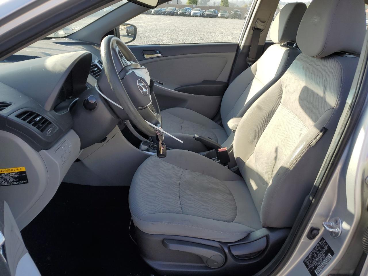 2013 Hyundai Accent Gls - Фото 7