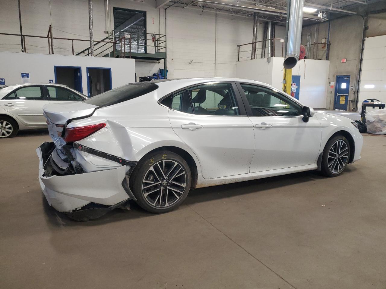 2025 Toyota Camry Xse - Image 3