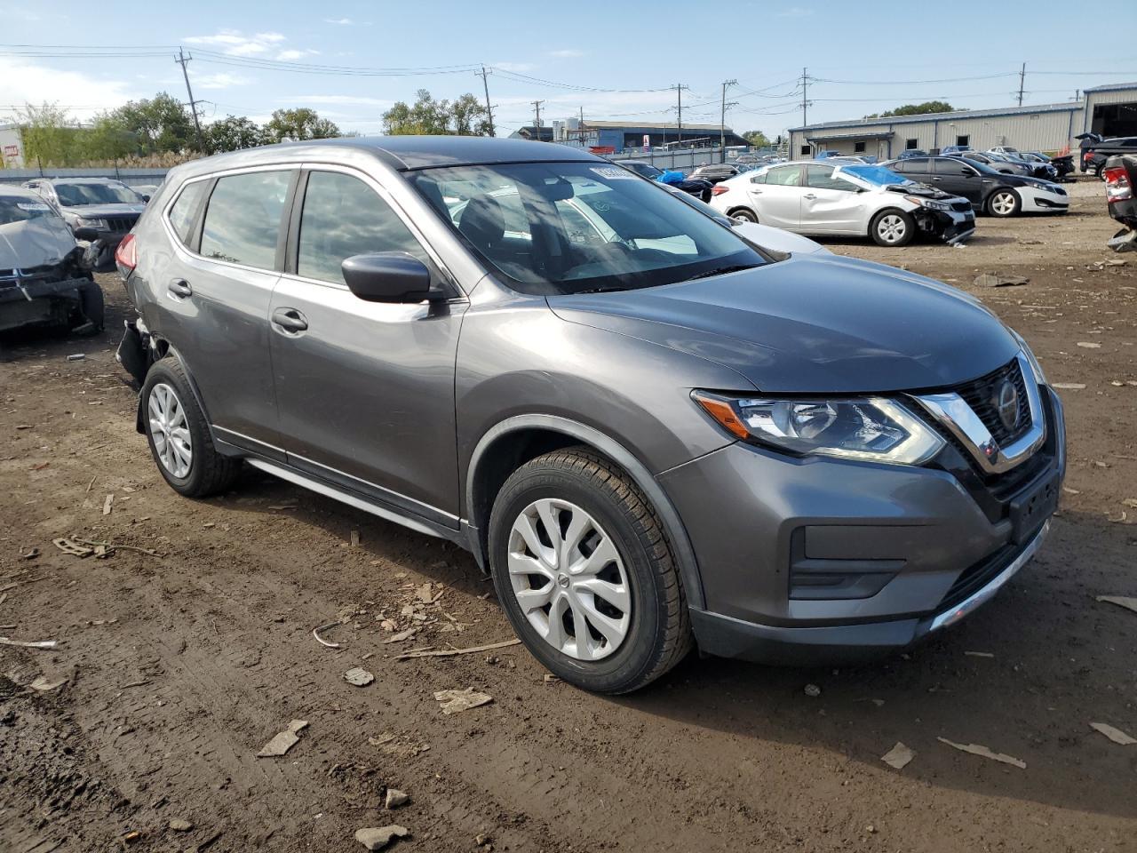 2018 Nissan Rogue S - Image 4