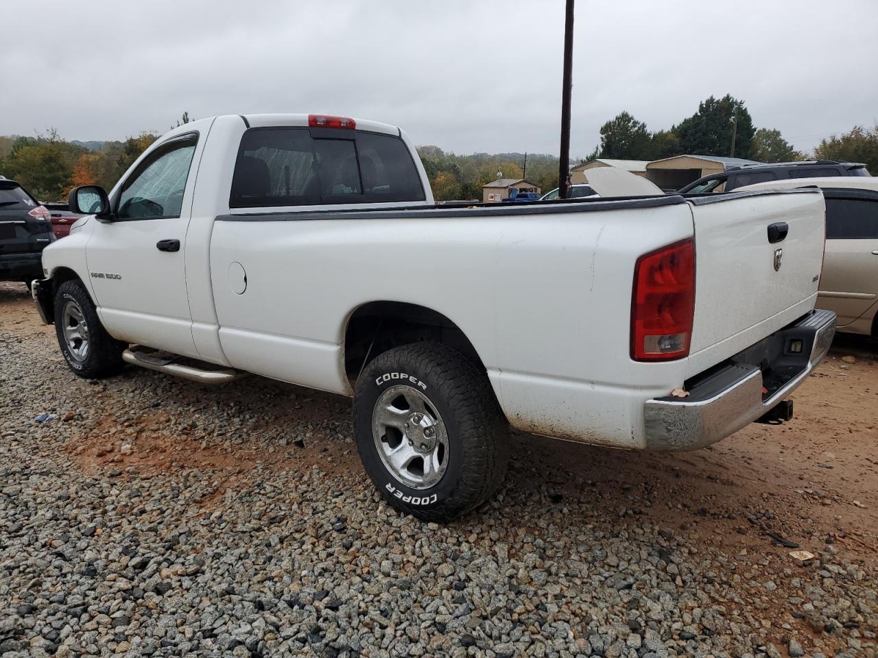 2005 Dodge Ram 1500 St - Image 2