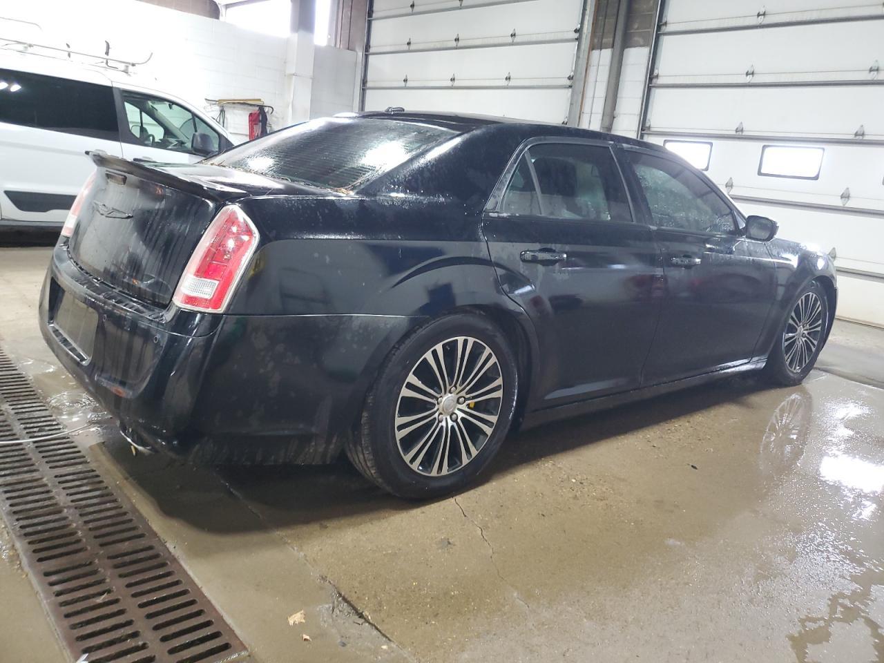 2012 Chrysler 300 S - Image 3