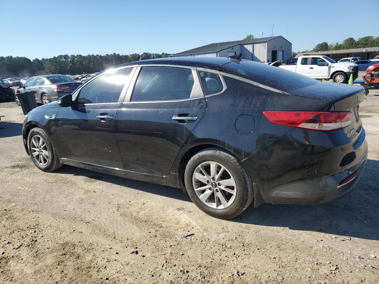 2016 Kia Optima Lx - Фото 2