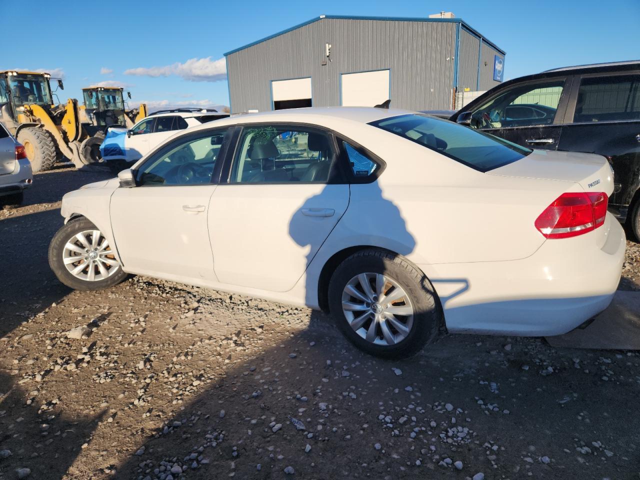 2015 Volkswagen Passat S - Фото 2