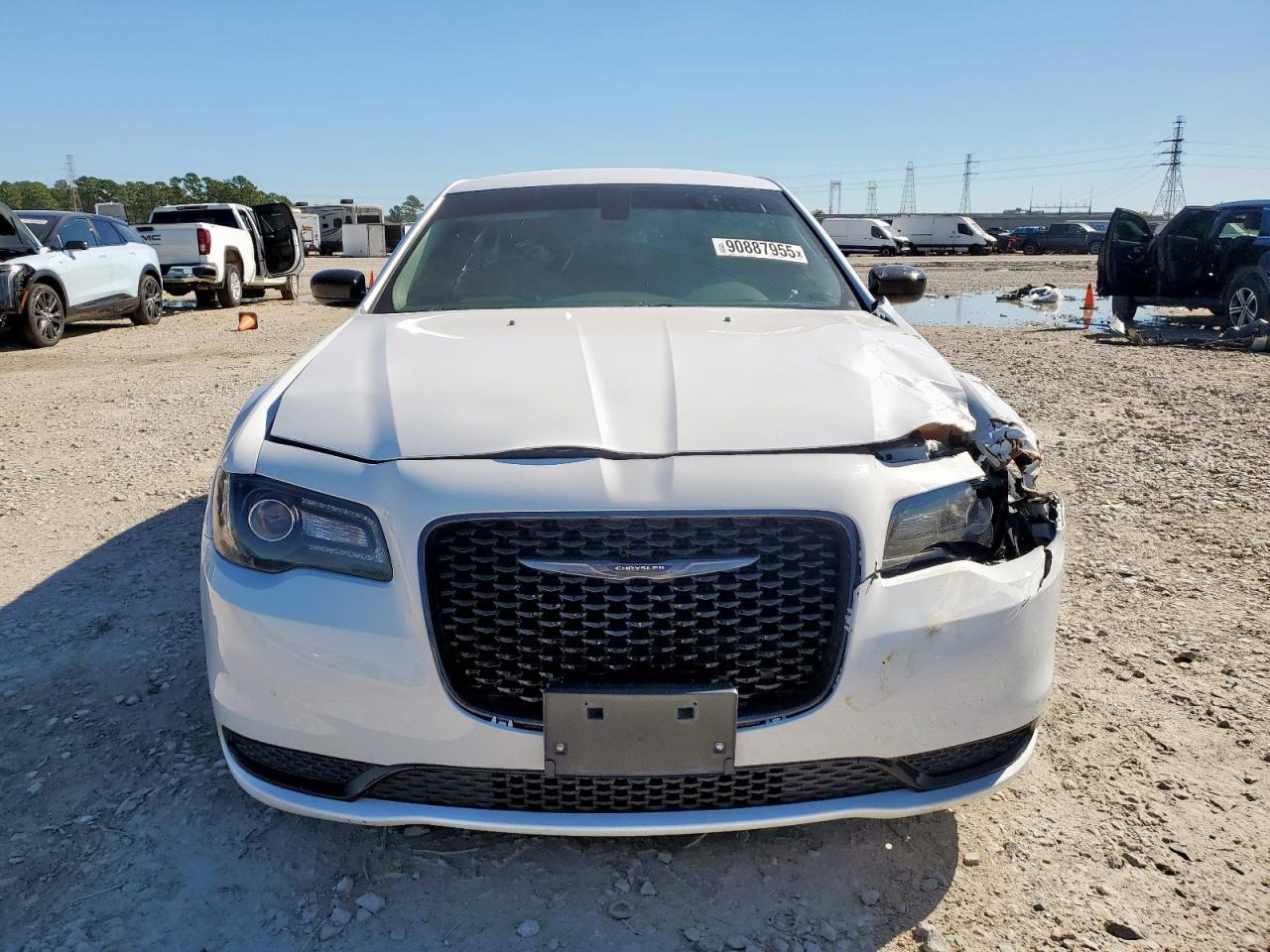 2023 Chrysler 300 Touring - Image 5