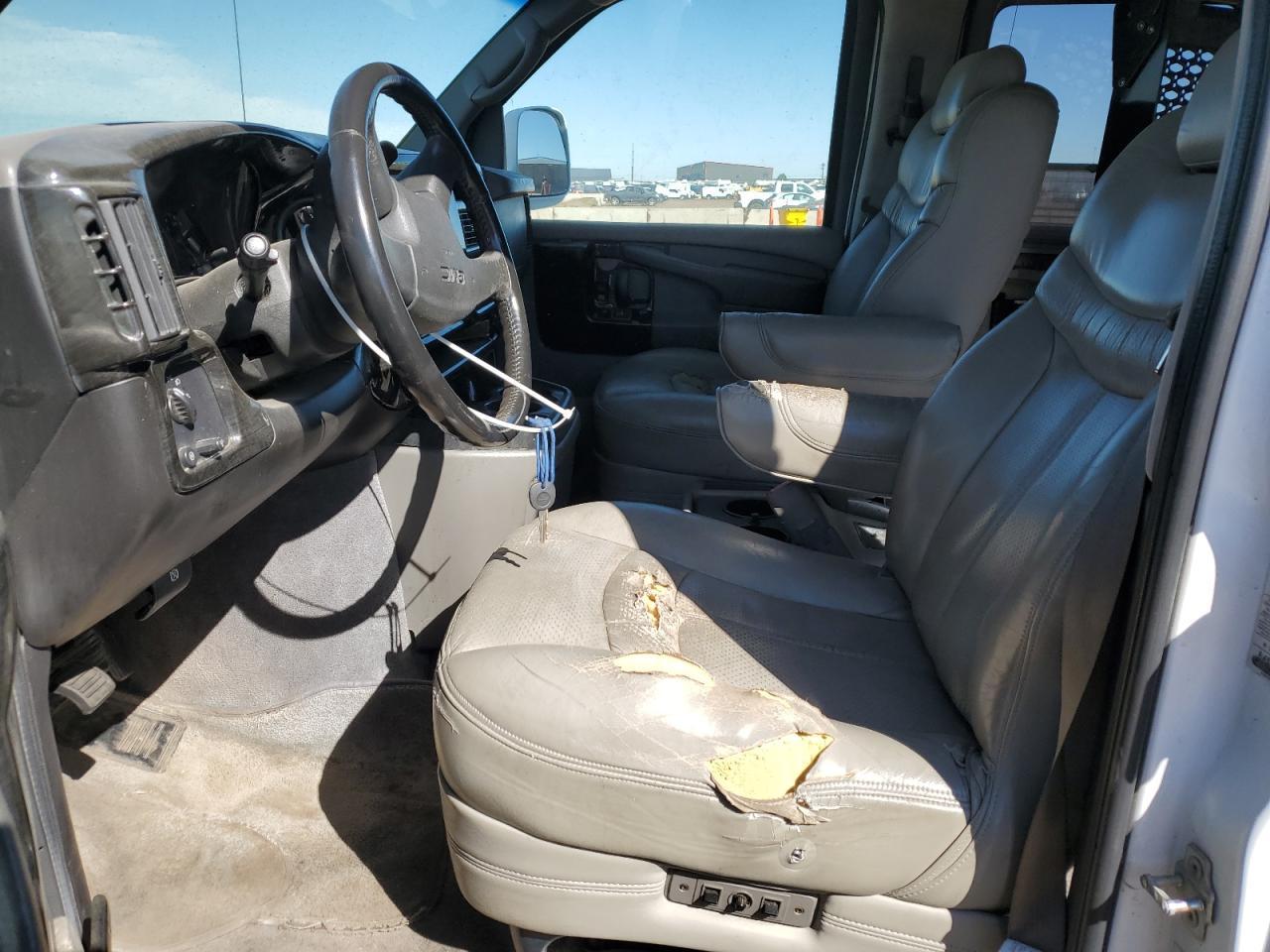 2005 GMC Savana Rv G1500 - Фото 7