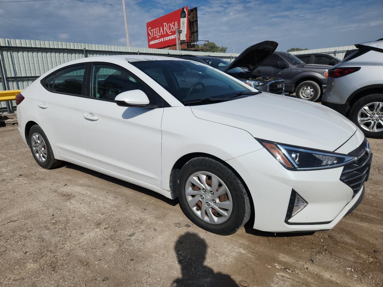 2019 Hyundai Elantra Se - Фото 4