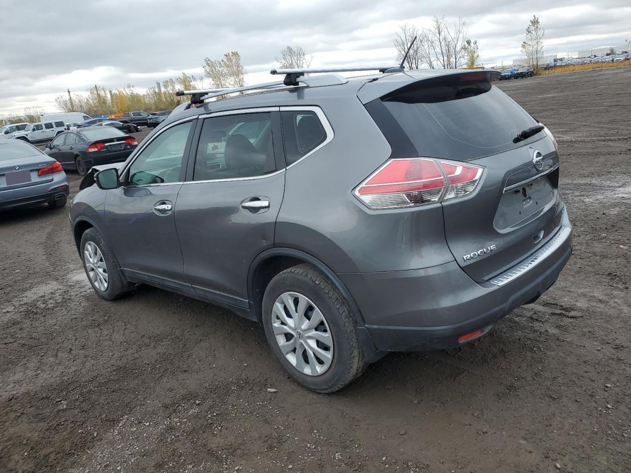 2015 Nissan Rogue S - Фото 2