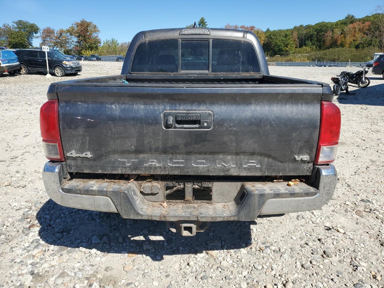 2016 Toyota Tacoma Double Cab - Image 6