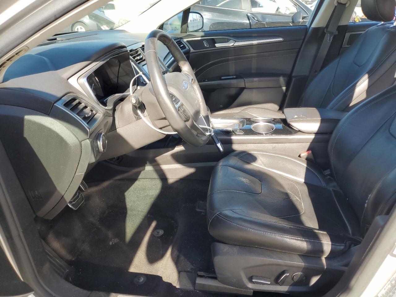 2014 Ford Fusion Titanium Hev - Image 7