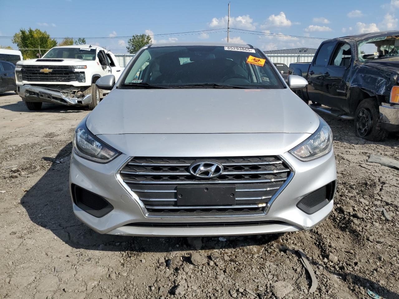 2021 Hyundai Accent Se - Фото 5