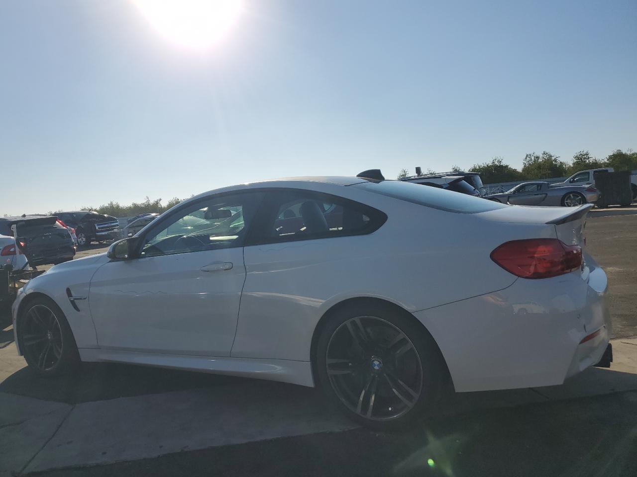 2016 BMW M4 - Image 2