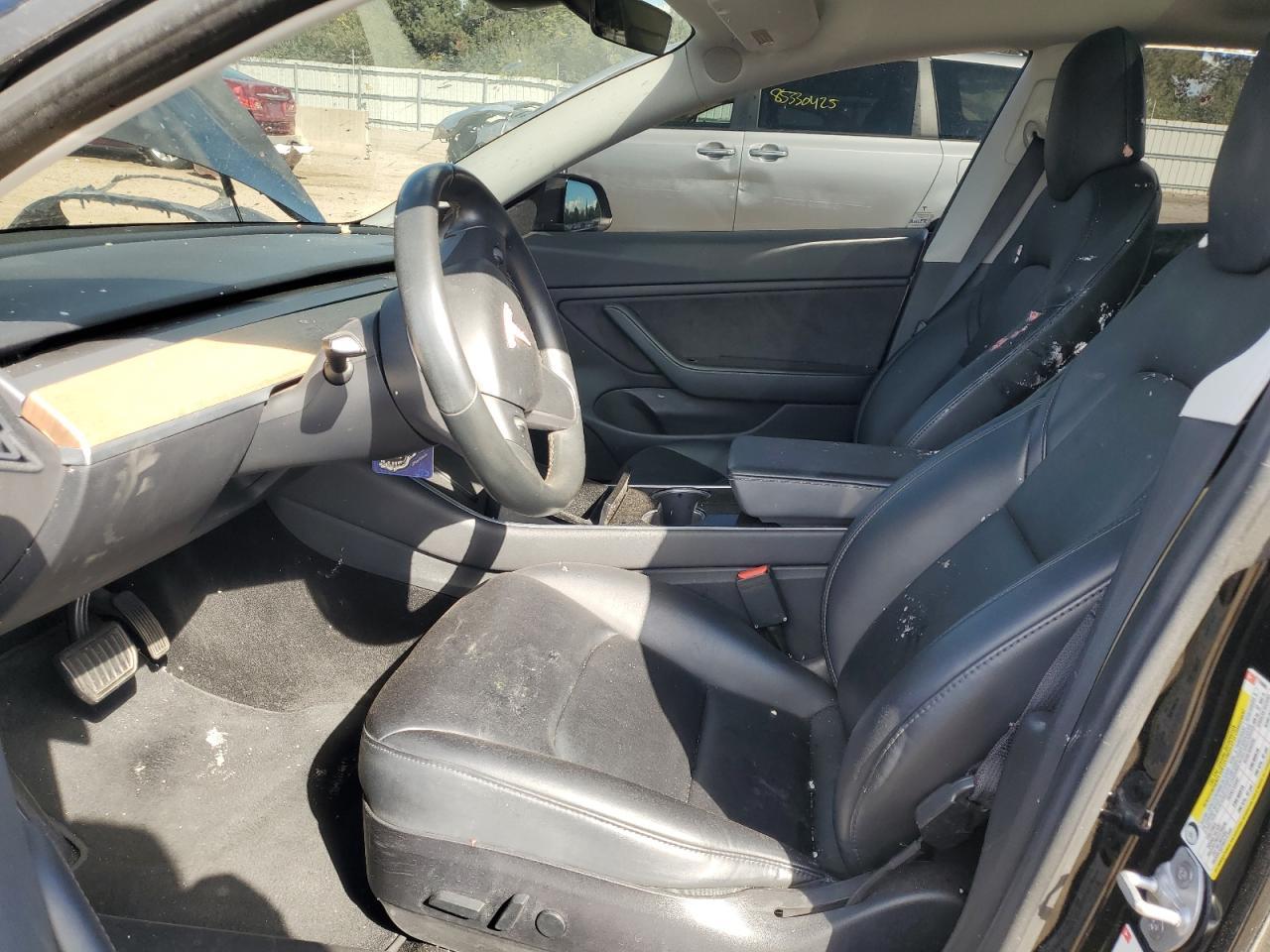 2018 Tesla Model 3 - Фото 7