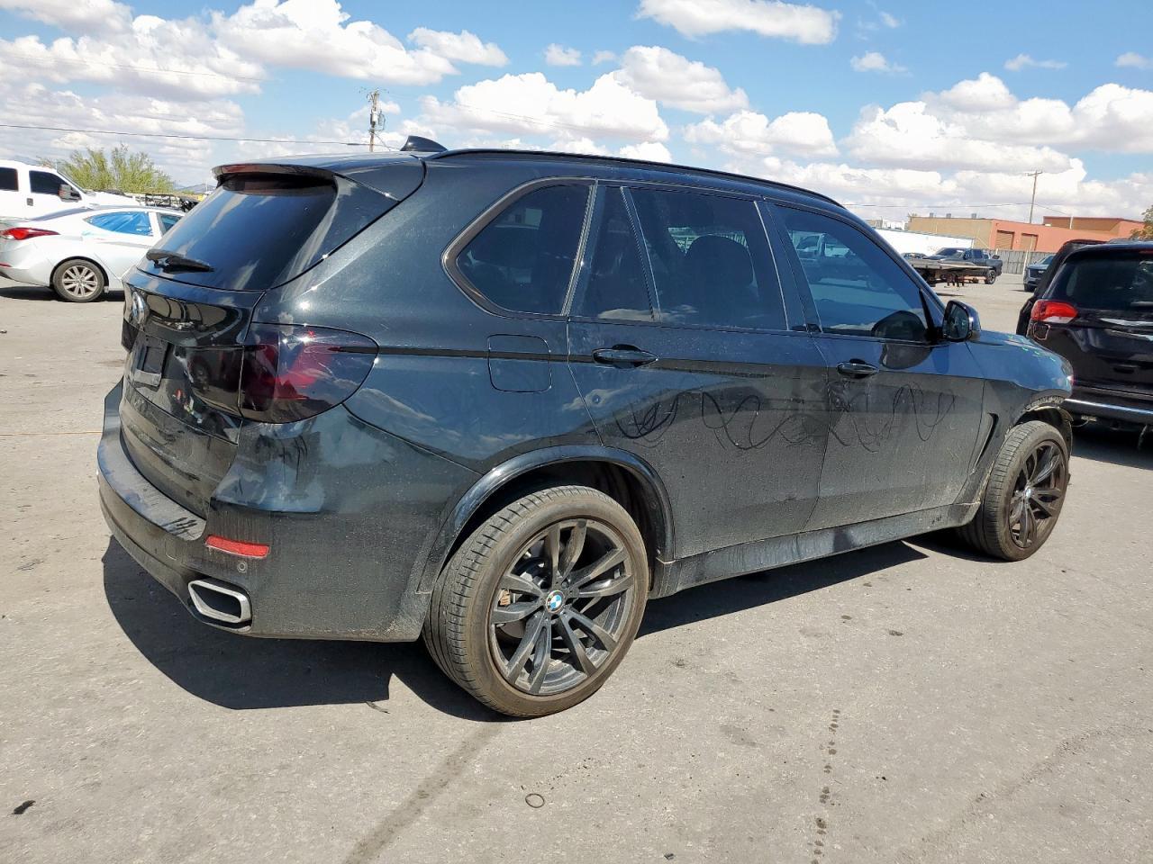 2015 BMW X5 xDrive35I - Фото 3