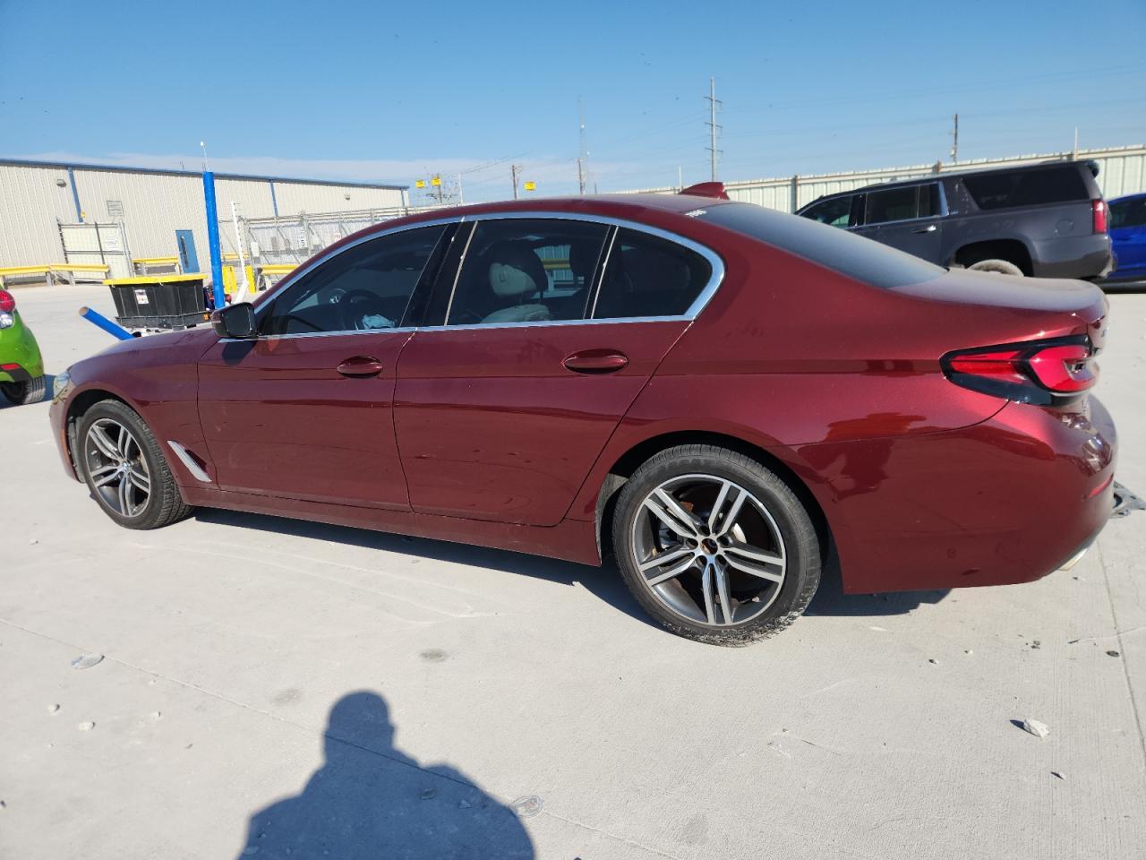 2023 BMW 530 Xi - Image 2