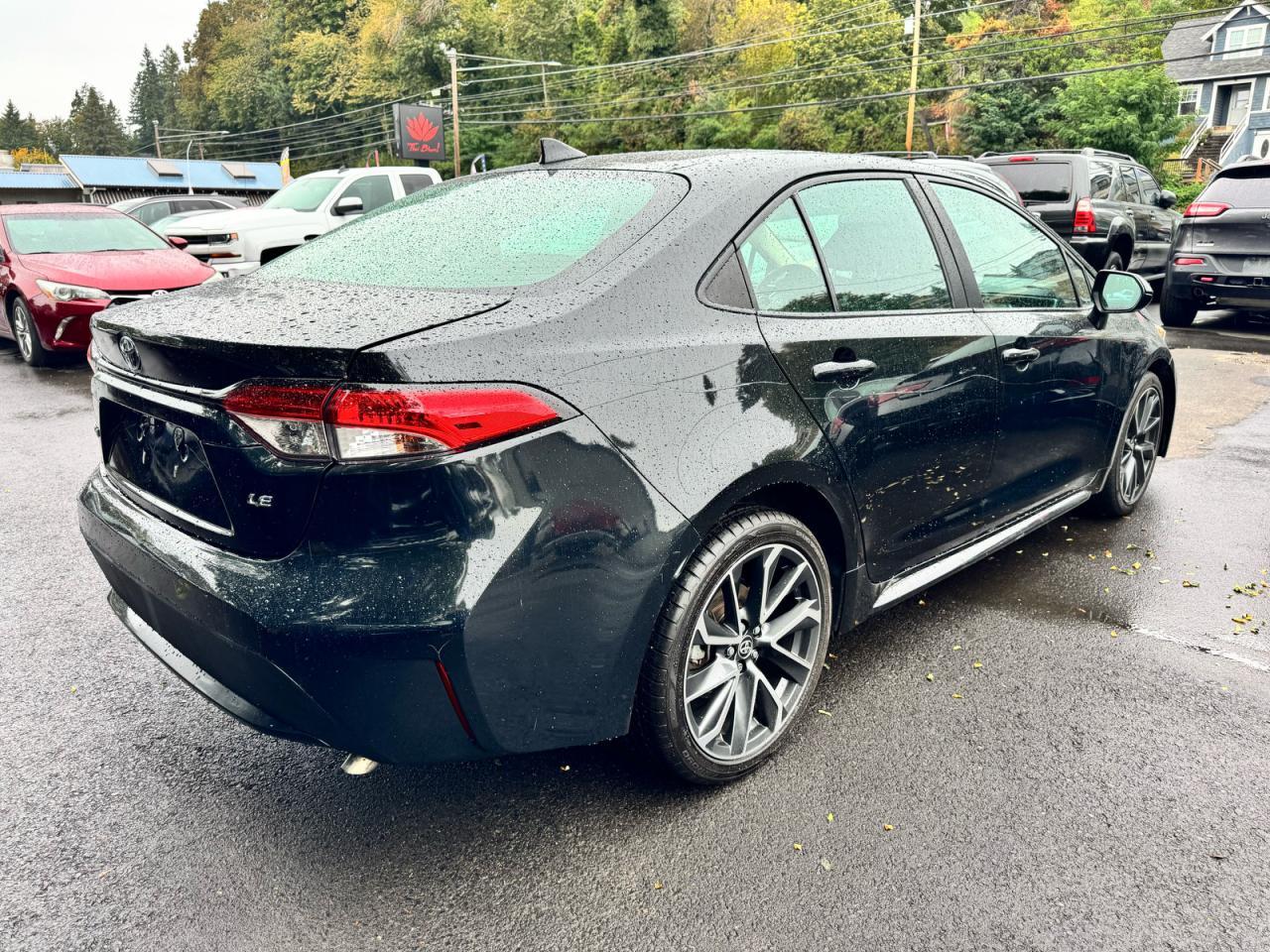 2021 Toyota Corolla Le - Image 4