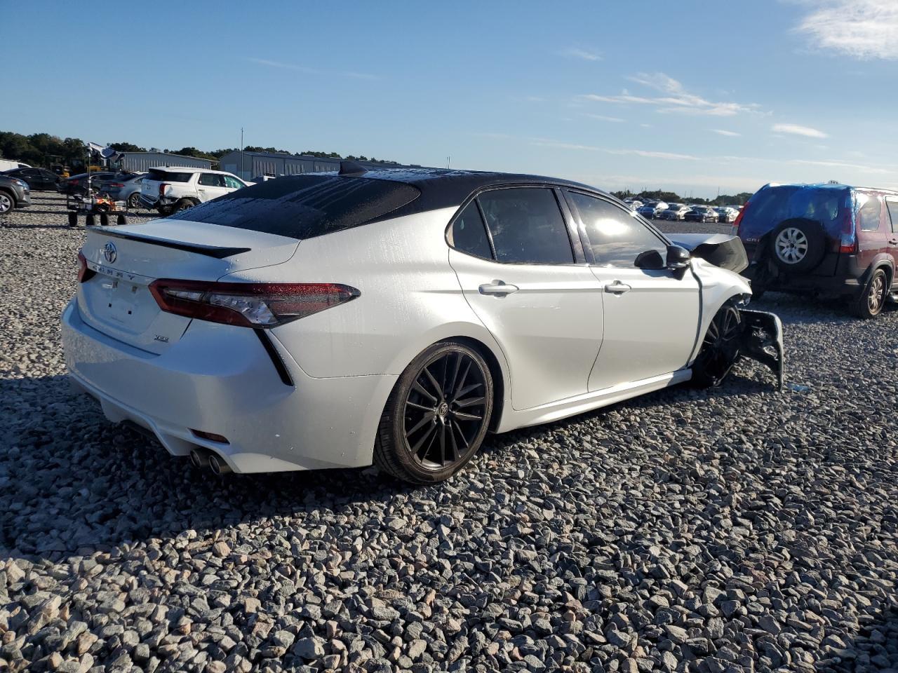 2022 Toyota Camry Xse - Image 3