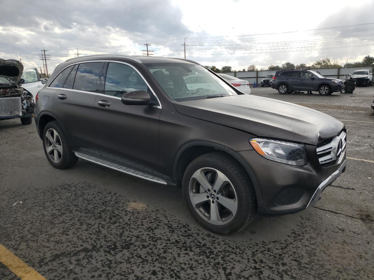 2017 Mercedes-Benz Glc 300 4Matic - Фото 4