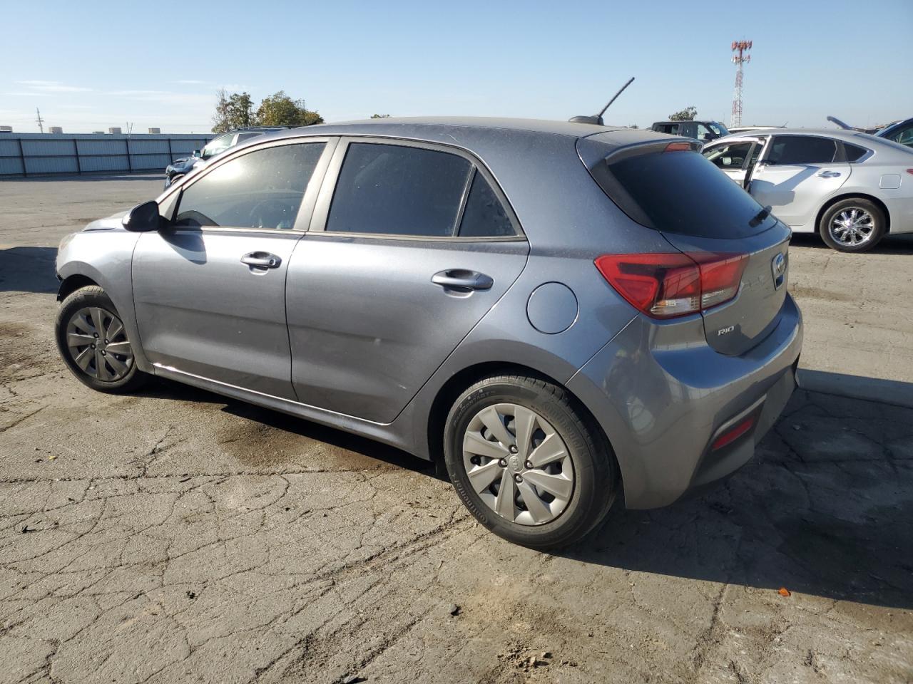 2019 Kia Rio S - Фото 2