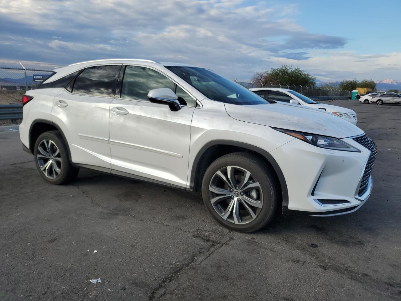 2022 Lexus Rx 350 - Фото 4