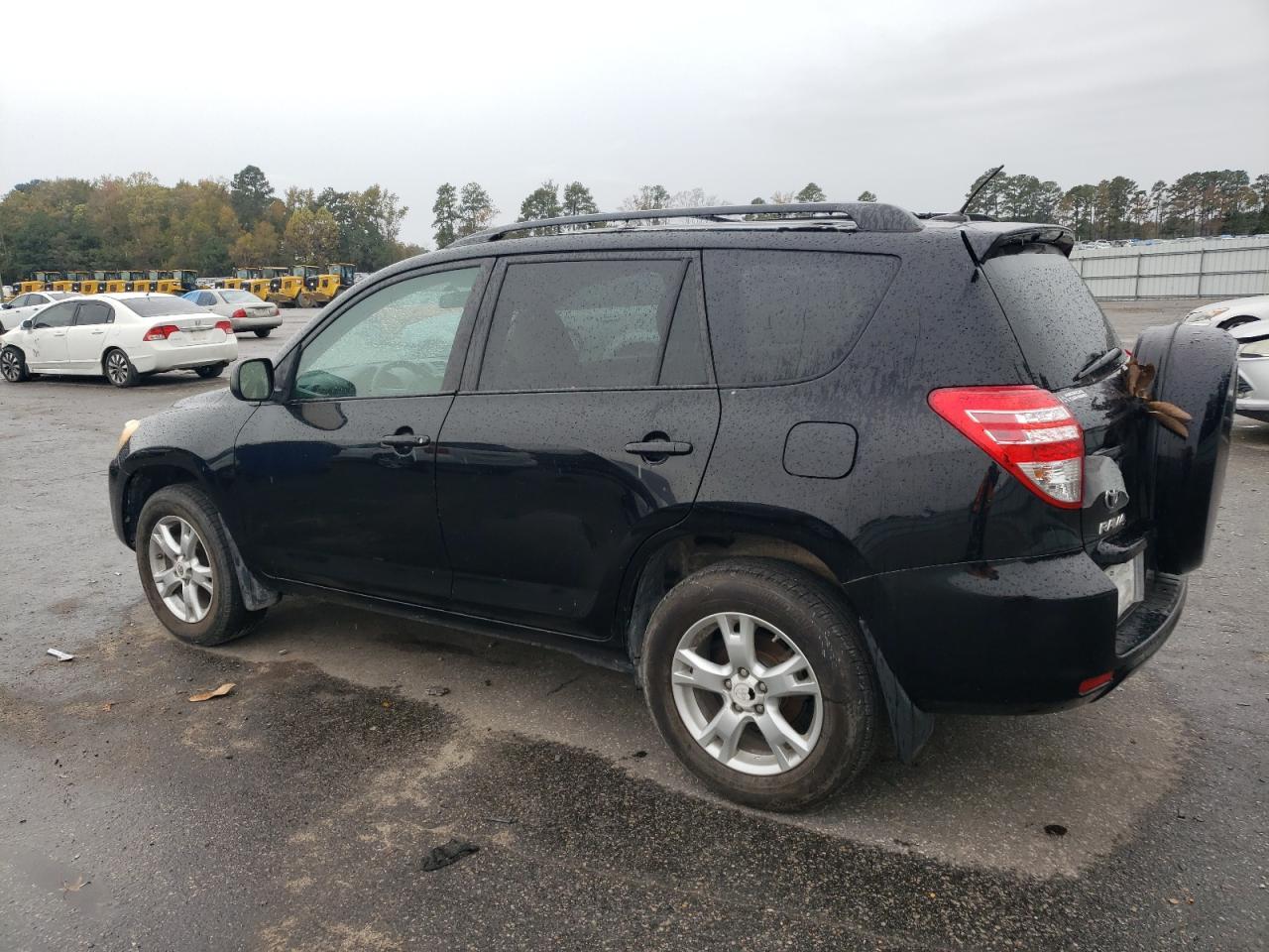 2011 Toyota Rav4 - Image 2