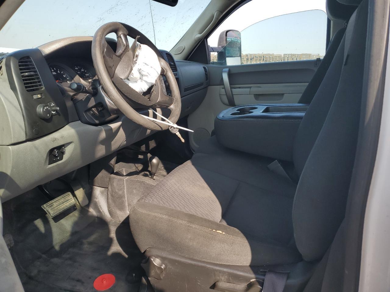 2012 Chevrolet Silverado K1500 - Image 7