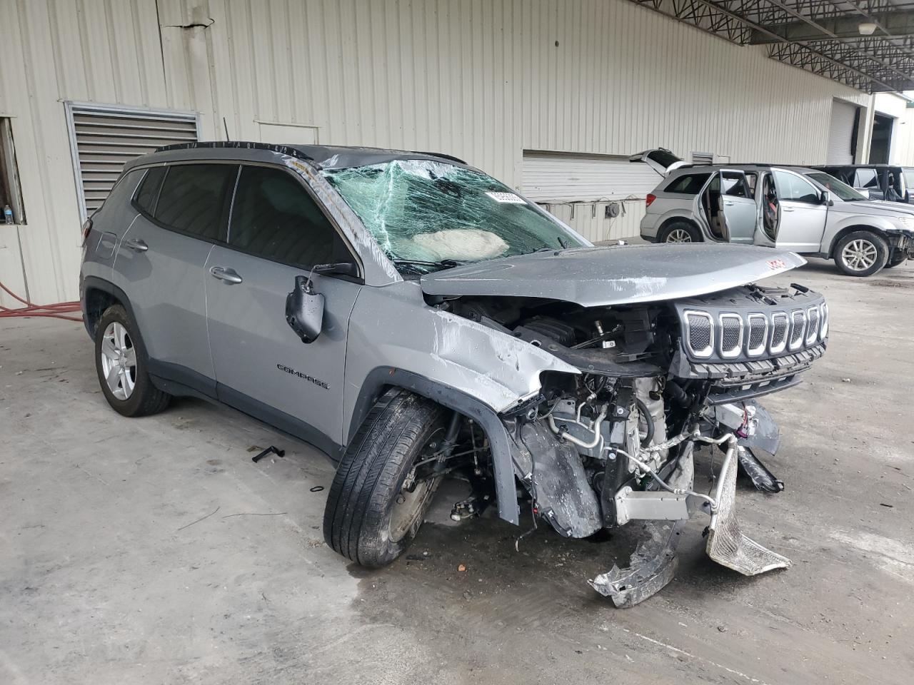 2022 Jeep Compass Latitude - Фото 4