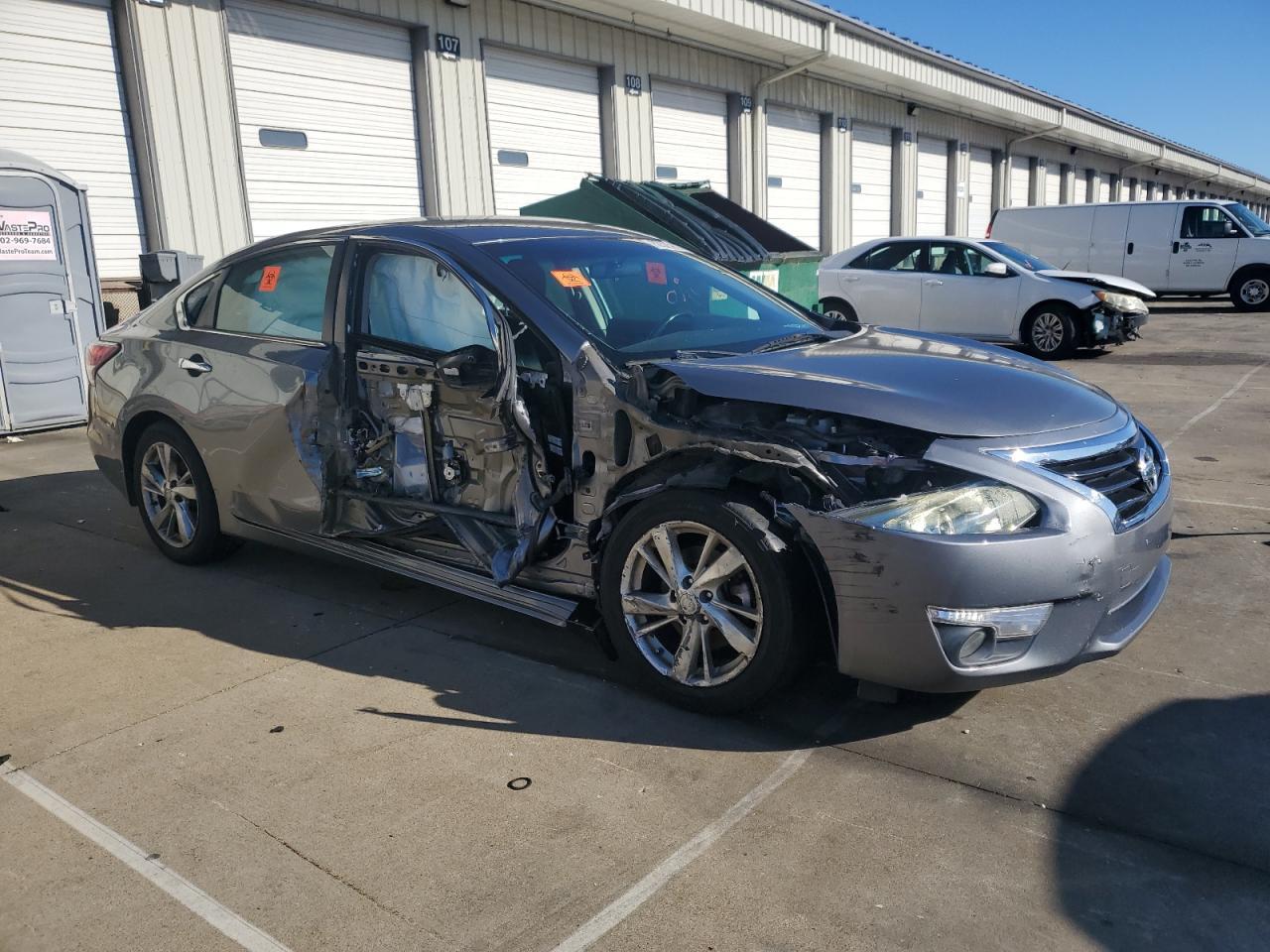 2015 Nissan Altima 2.5 - Фото 4