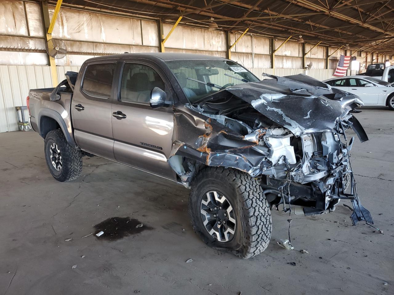 2017 Toyota Tacoma Double Cab - Фото 4