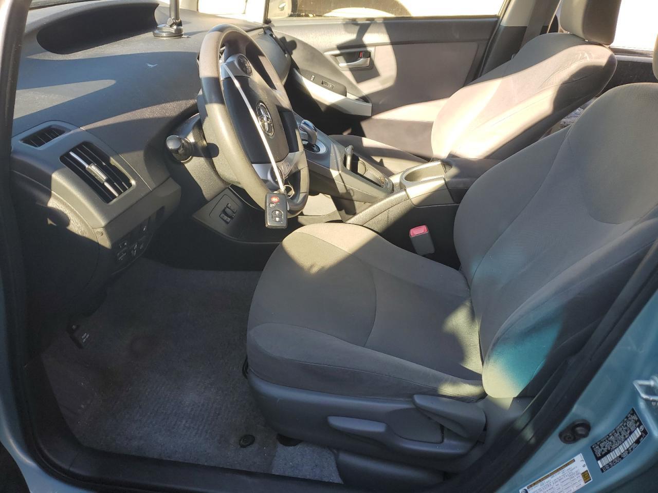 2012 Toyota Prius Plug-In - Фото 7