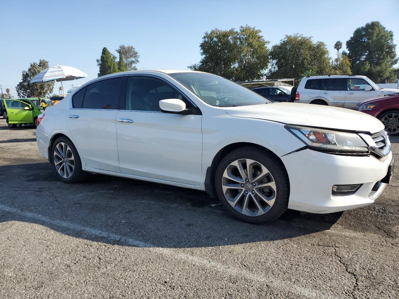 2013 Honda Accord Sport - Image 4