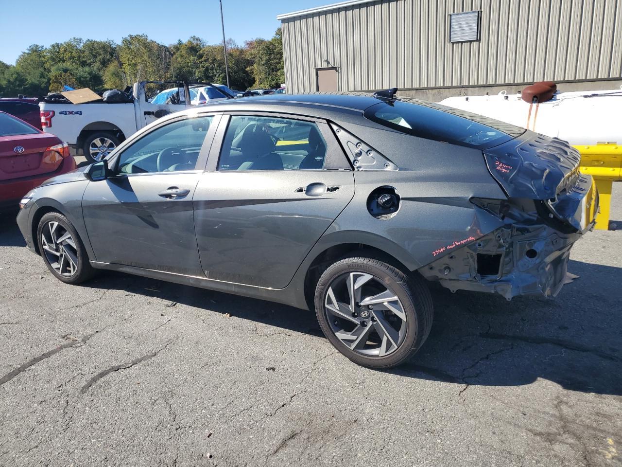 2024 Hyundai Elantra Sel - Фото 2