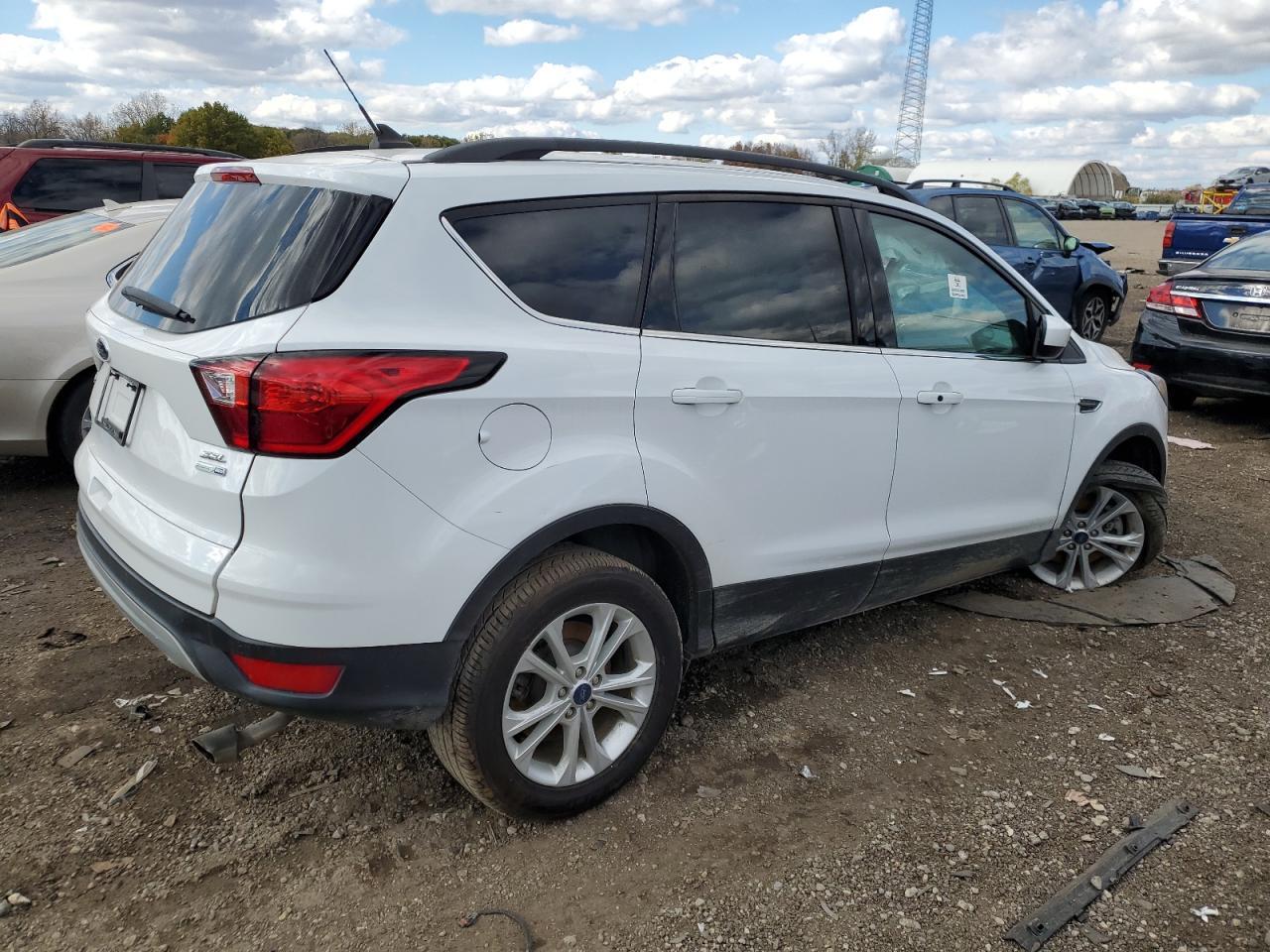 2019 Ford Escape Sel - Фото 3