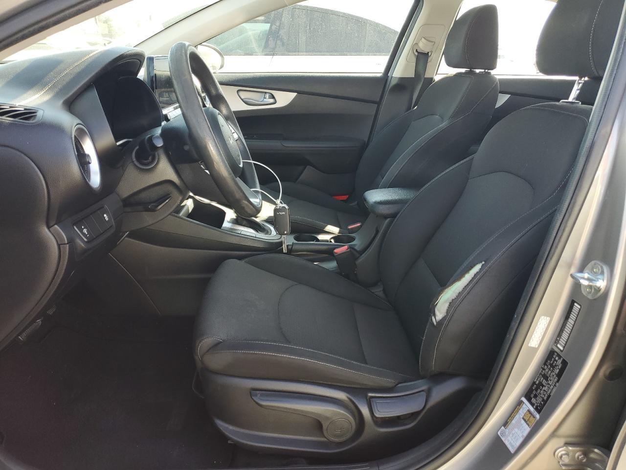 2022 Kia Forte Fe - Фото 7