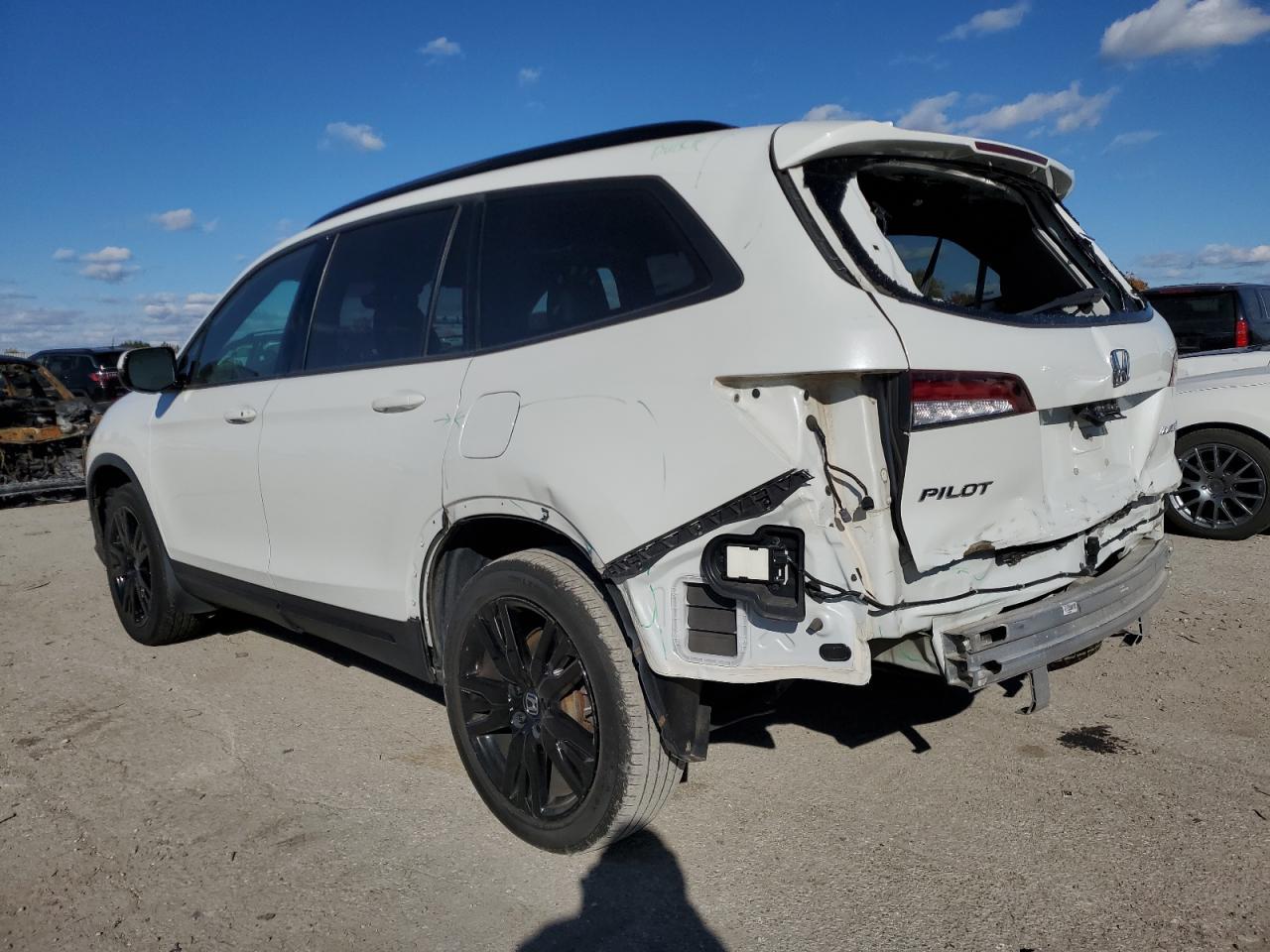 2022 Honda Pilot Black - Image 2