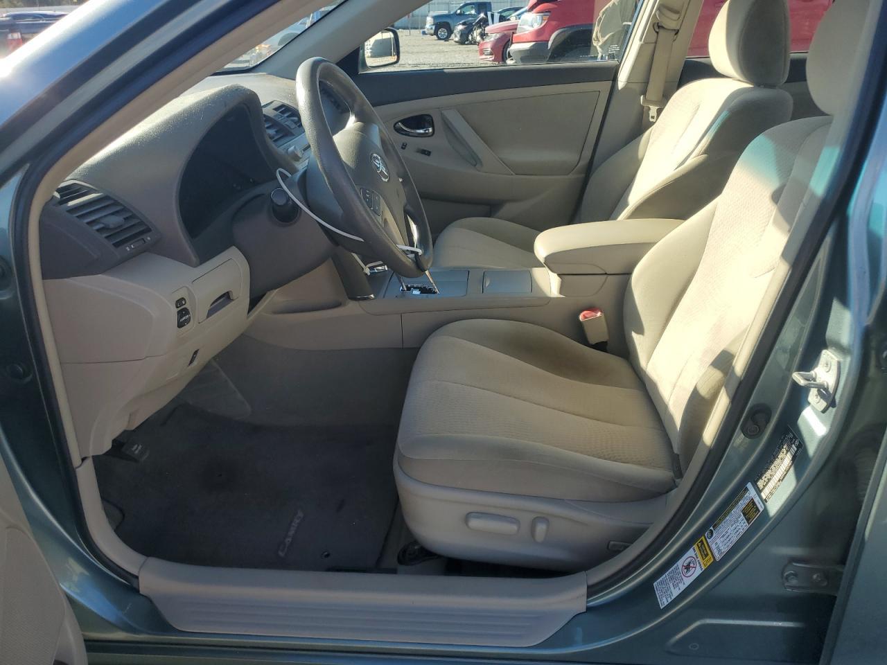 2010 Toyota Camry Base - Фото 7