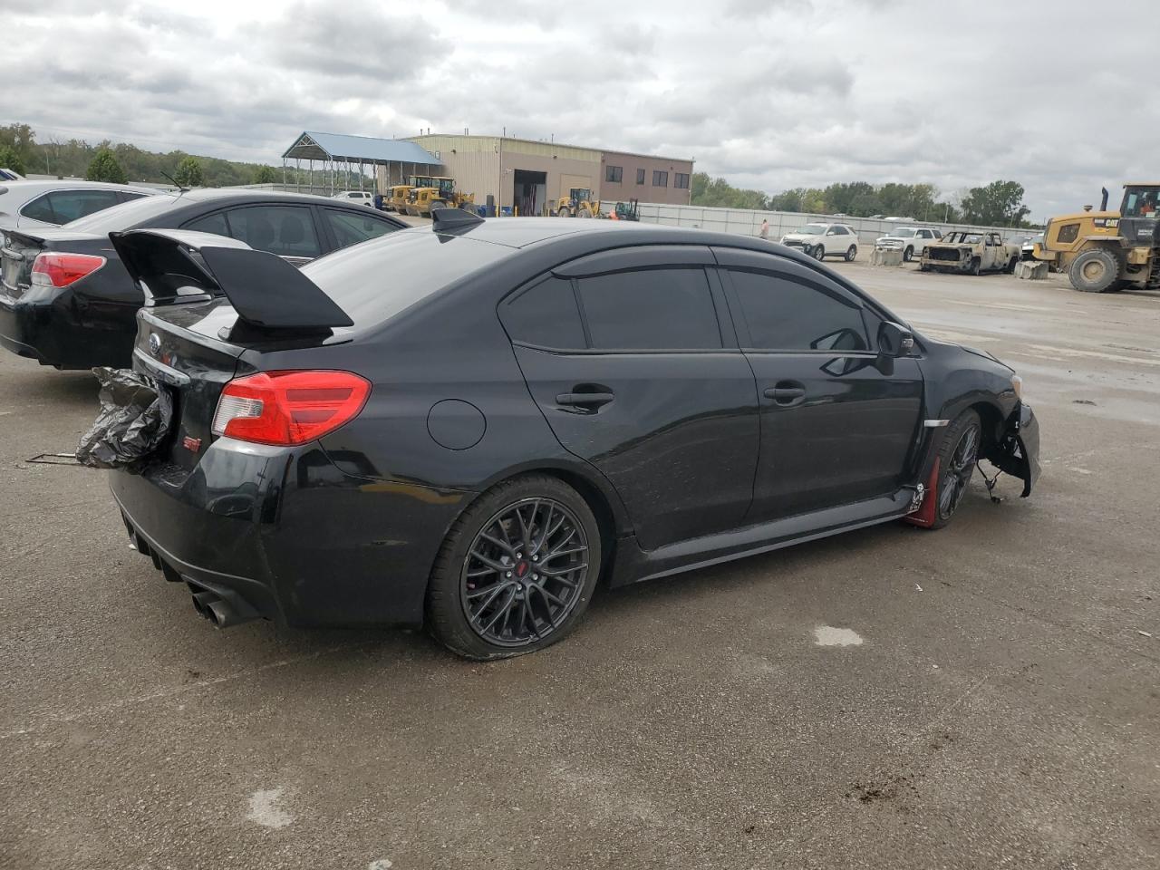 2017 Subaru Wrx Sti - Фото 3
