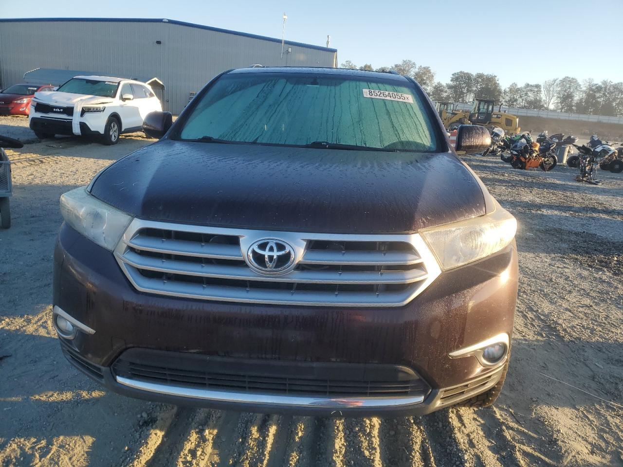 2011 Toyota Highlander Base - Image 5