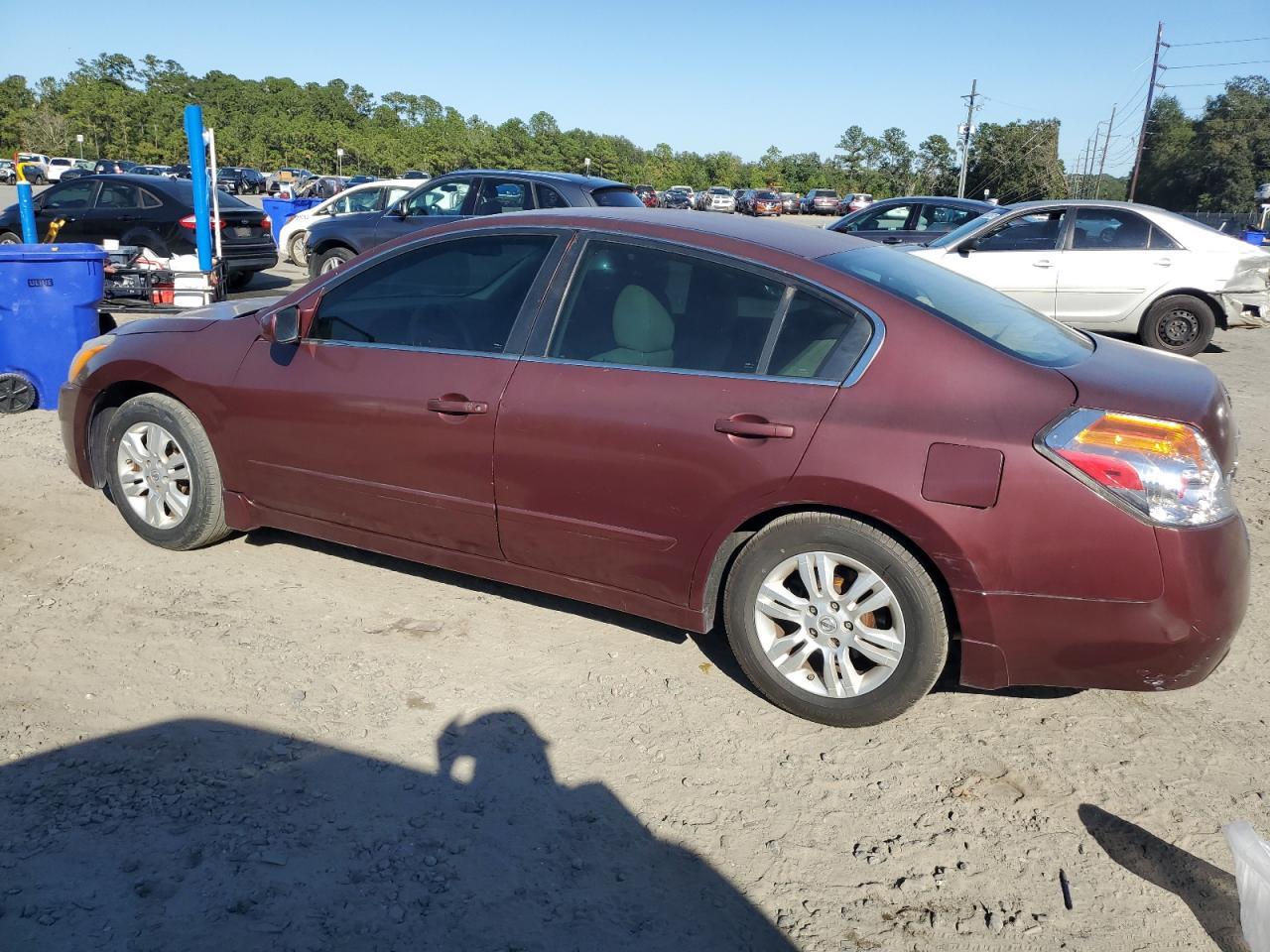 2011 Nissan Altima Base - Фото 2