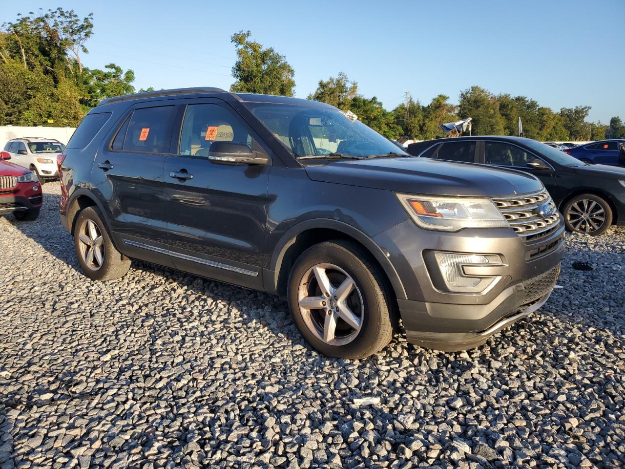 2017 Ford Explorer Xlt - Фото 4