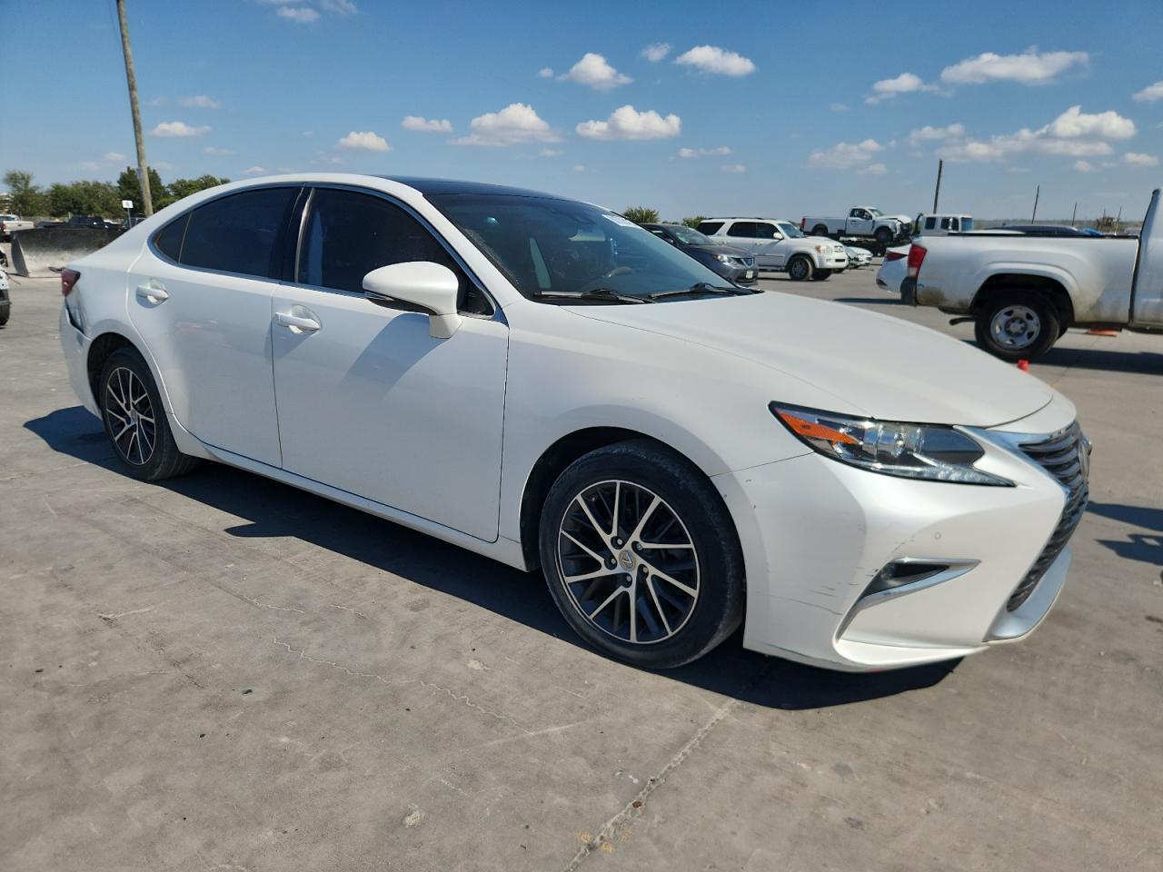 2016 Lexus Es 350 - Image 4
