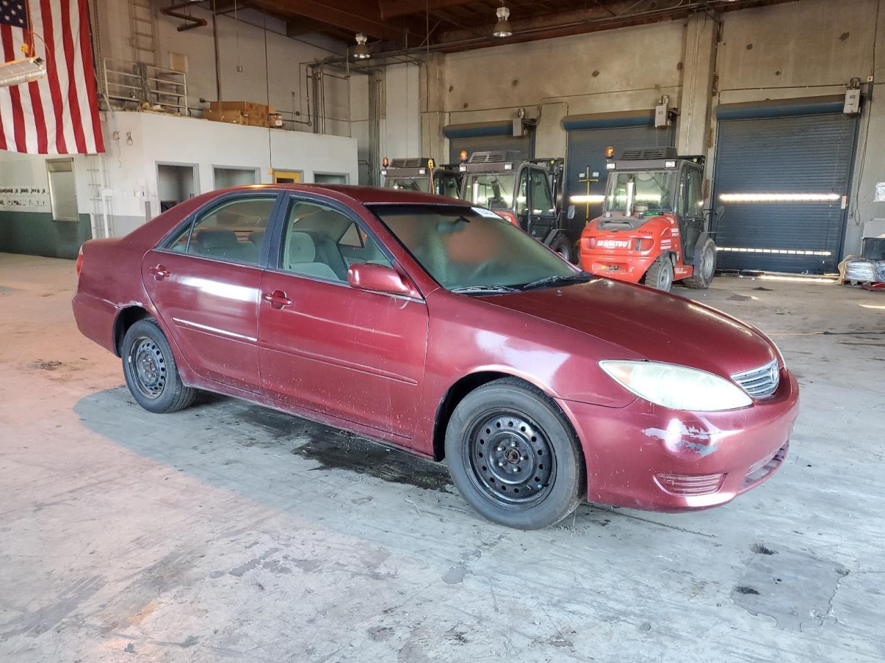 2005 Toyota Camry Le - Фото 4